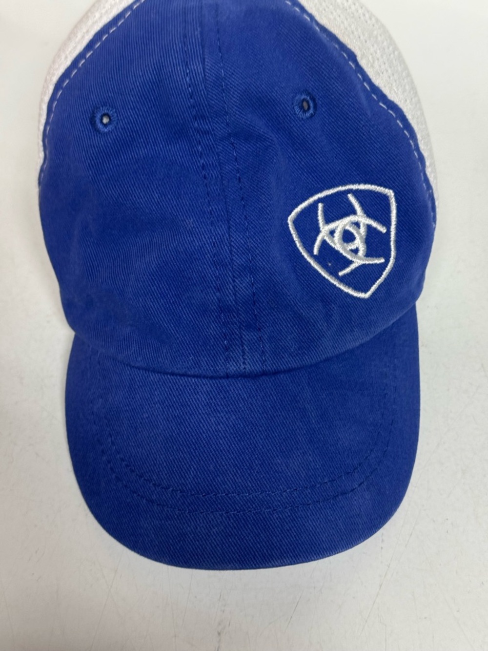 Ariat Baby Blue & White OS  Infant Ball Cap!